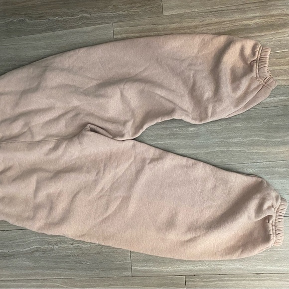 Rare Jordan Flight Women Washed Fleece Ankle Joggers Pants Light Pink Size Large - Picture 8 of 9